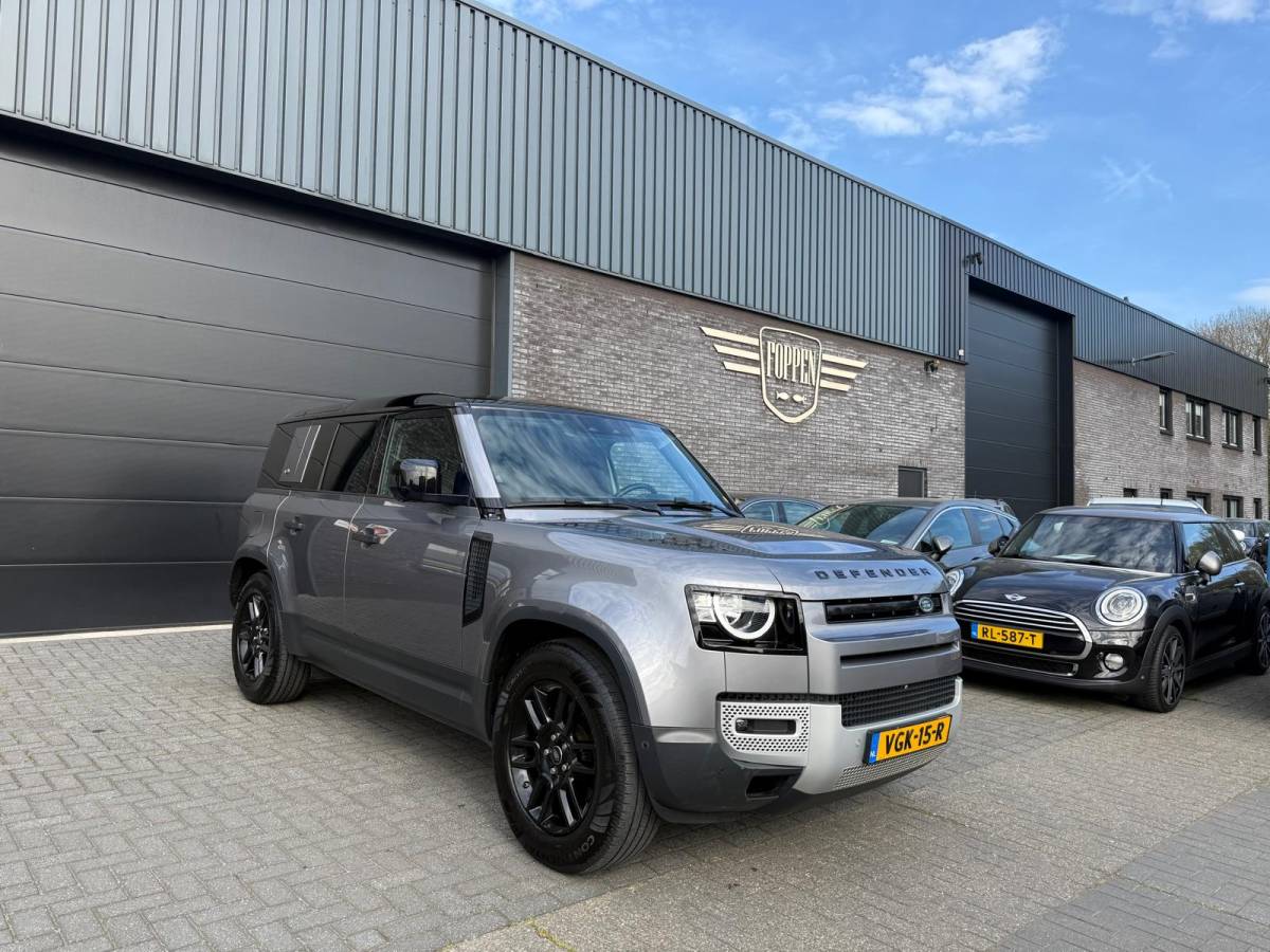 Land Rover Defender Land Rover Defender 2.0 D240 110 S | 3/6/12MND GARANTIE | GRIJSKENTEKEN| PANO | CRUISE | LED | CARPLAY | DAB | NAVI | LMV |