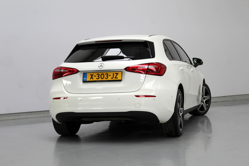 Mercedes-Benz A-Klasse Mercedes-Benz A-klasse 200 Premium Plus 164PK, RIJKLAAR | AUTOMAAT | 18″LM-VELGEN | STOELVERWARMING | NAVIGATIE | CRUISE