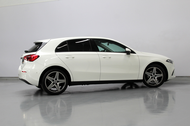 Mercedes-Benz A-Klasse Mercedes-Benz A-klasse 200 Premium Plus 164PK, RIJKLAAR | AUTOMAAT | 18″LM-VELGEN | STOELVERWARMING | NAVIGATIE | CRUISE
