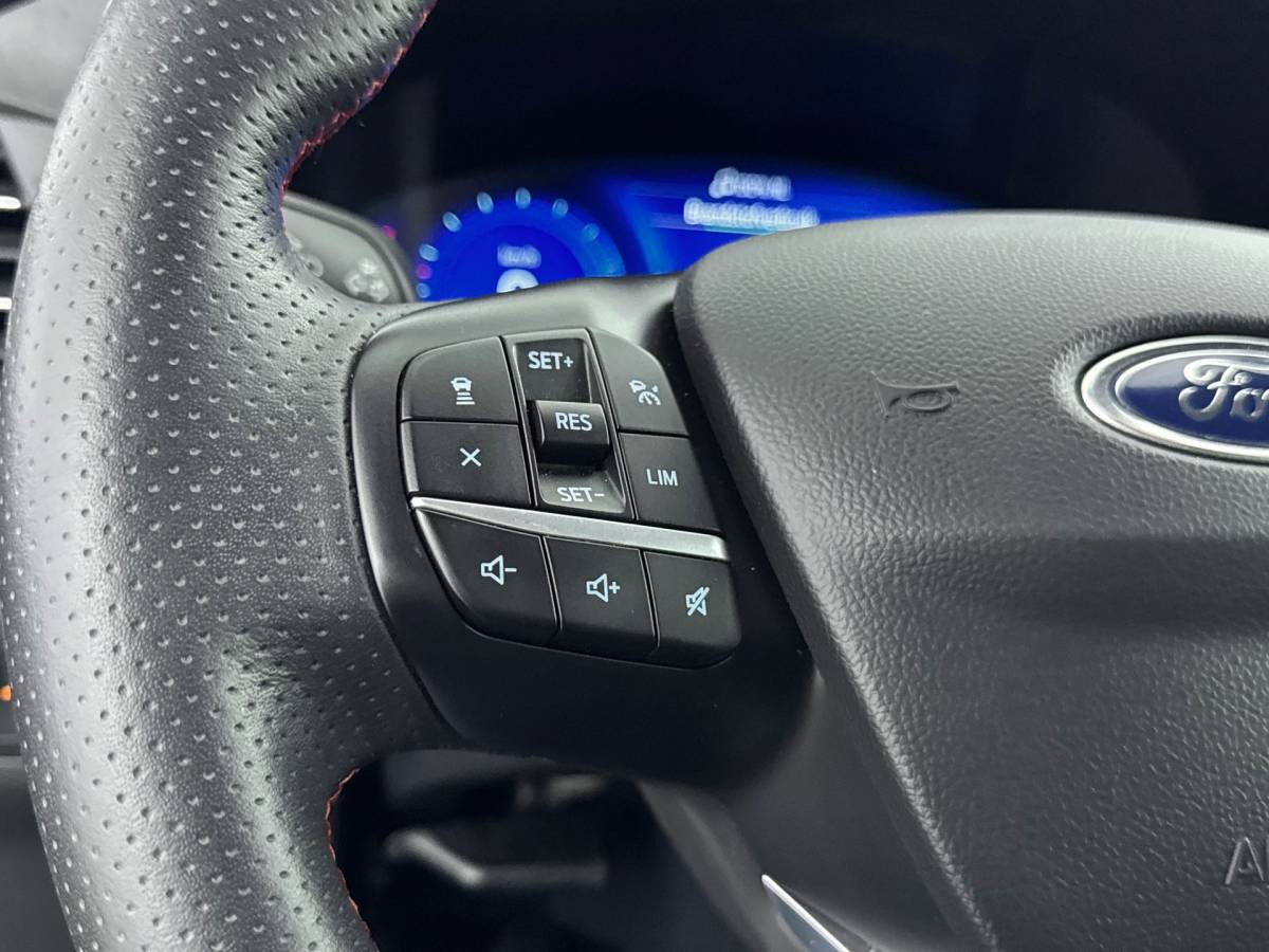 Ford Kuga Ford Kuga 1.5 EcoBoost ST-Line X 150pk, 29dkm,1800kg Trekgewicht,CameraV+A,Winterpack