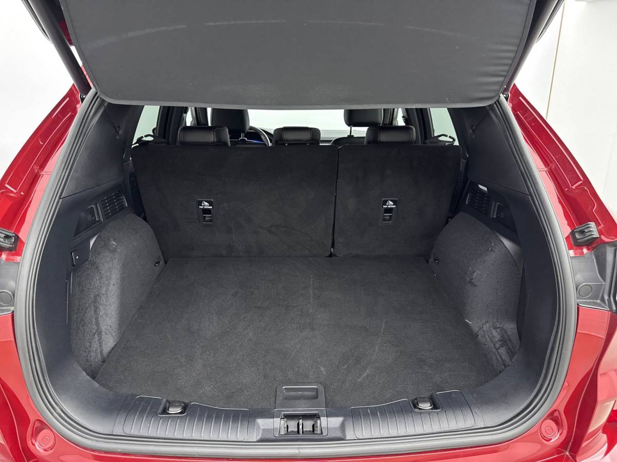 Ford Kuga Ford Kuga 1.5 EcoBoost ST-Line X 150pk, 29dkm,1800kg Trekgewicht,CameraV+A,Winterpack