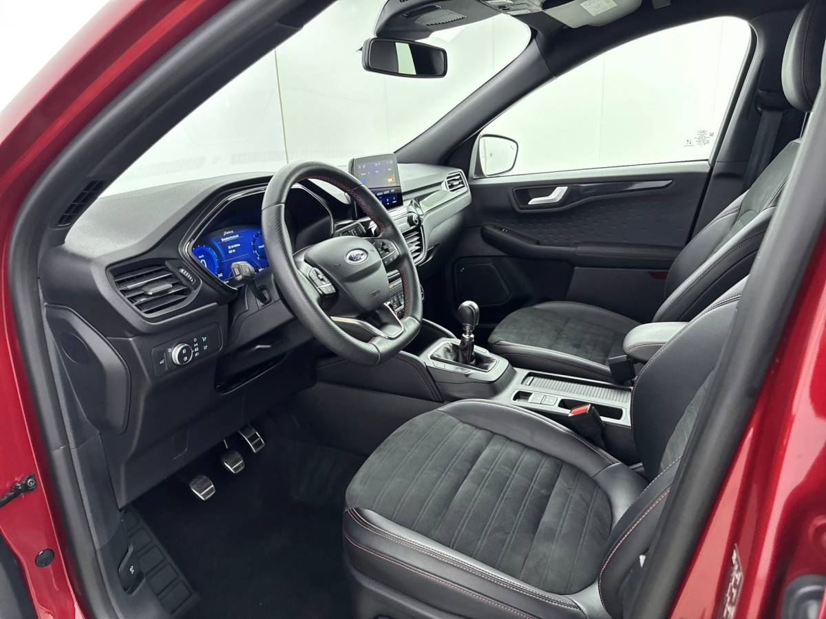 Ford Kuga Ford Kuga 1.5 EcoBoost ST-Line X 150pk, 29dkm,1800kg Trekgewicht,CameraV+A,Winterpack