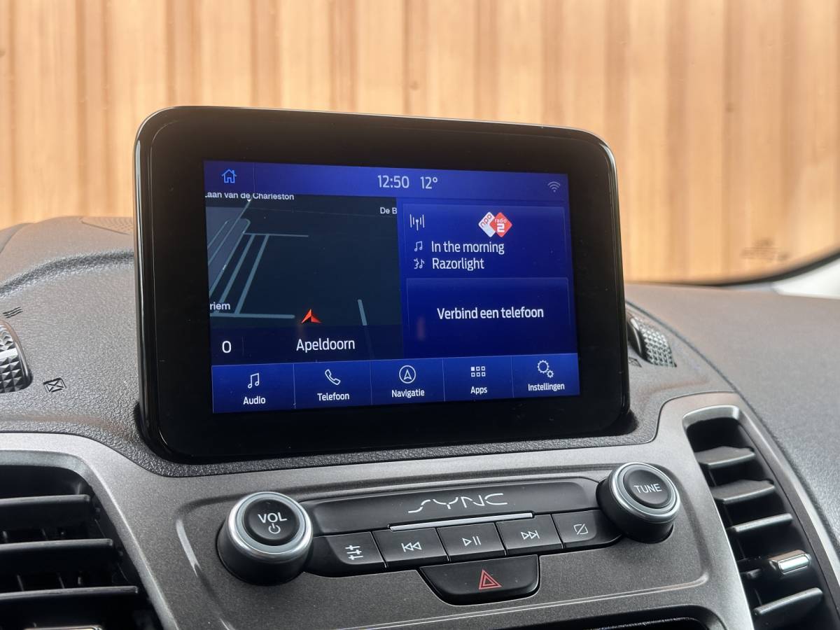 Ford Transit Connect Ford Transit Connect 1.5 EcoBlue L2 Trend | Apple Carplay | Android Auto | Parkeersensoren Achter | Airconditioning | Centrale Deurvergrendeling