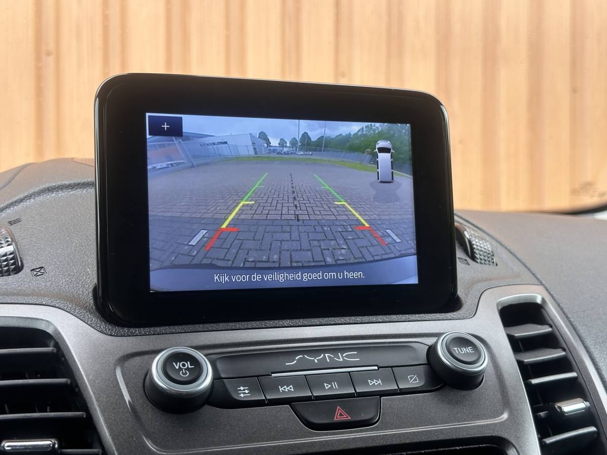 Ford Transit Connect Ford Transit Connect 1.5 EcoBlue L2 Trend | Apple Carplay | Android Auto | Parkeersensoren Achter | Airconditioning | Centrale Deurvergrendeling