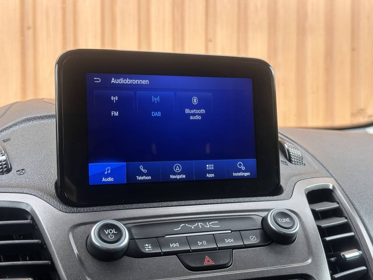 Ford Transit Connect Ford Transit Connect 1.5 EcoBlue L2 Trend | Apple Carplay | Android Auto | Parkeersensoren Achter | Airconditioning | Centrale Deurvergrendeling