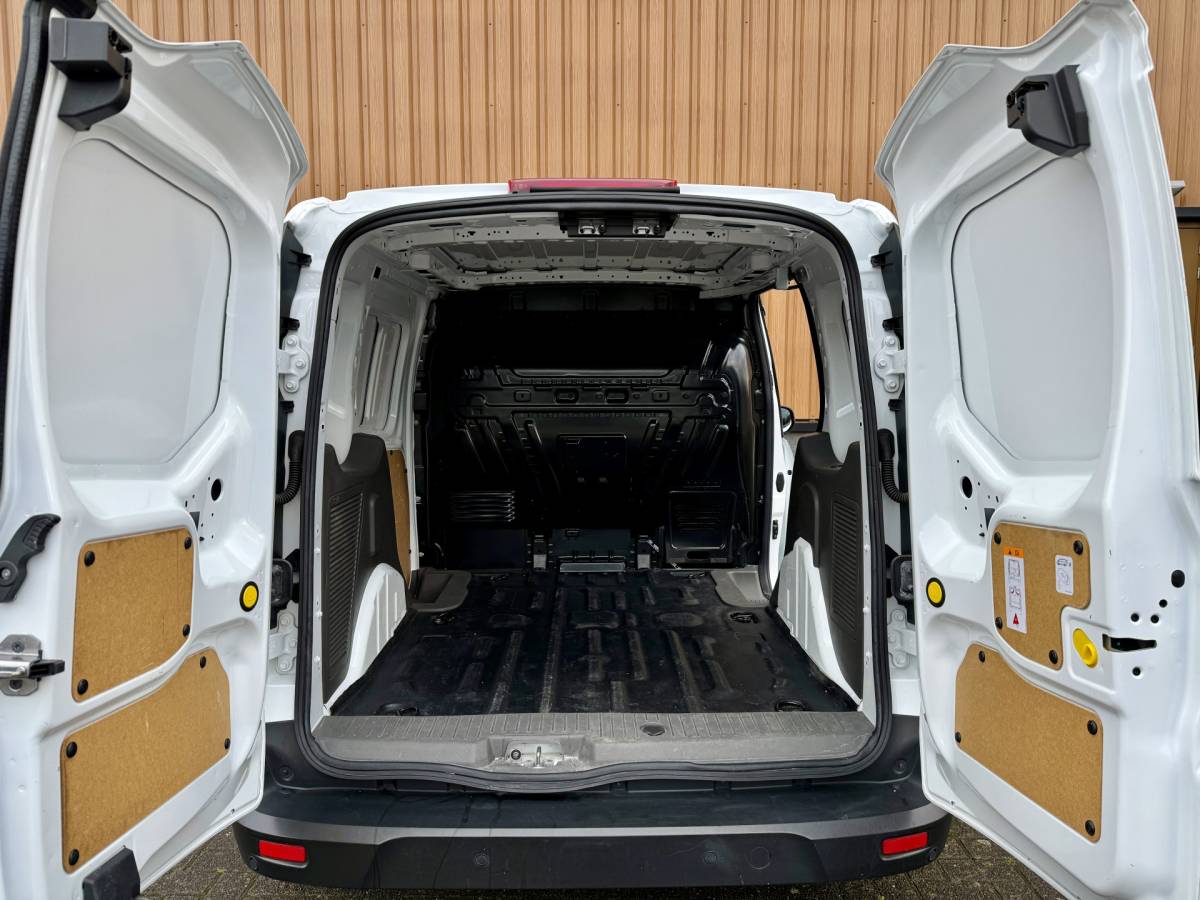 Ford Transit Connect Ford Transit Connect 1.5 EcoBlue L2 Trend | Apple Carplay | Android Auto | Parkeersensoren Achter | Airconditioning | Centrale Deurvergrendeling