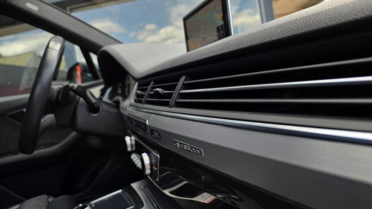 Audi Q7 Audi Q7 3.0 TDI e-tron quattro Sport | 132.000KM | Sline | Automaat | Luchtvering | Dealerauto | Inruil mogelijk
