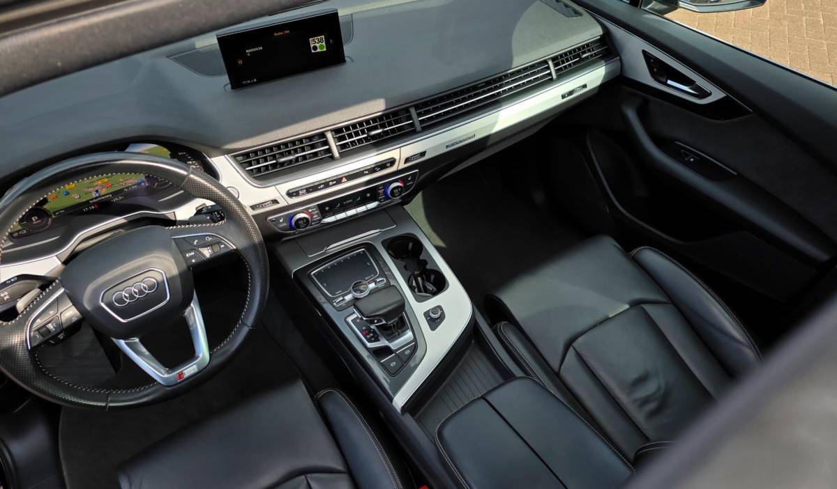 Audi Q7 Audi Q7 3.0 TDI e-tron quattro Sport | 132.000KM | Sline | Automaat | Luchtvering | Dealerauto | Inruil mogelijk