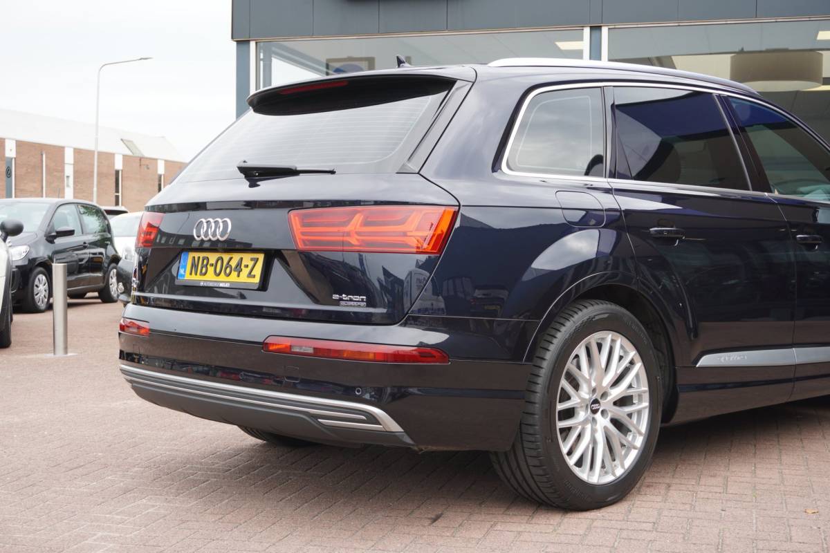 Audi Q7 Audi Q7 3.0 TDI e-tron quattro Sport | 132.000KM | Sline | Automaat | Luchtvering | Dealerauto | Inruil mogelijk