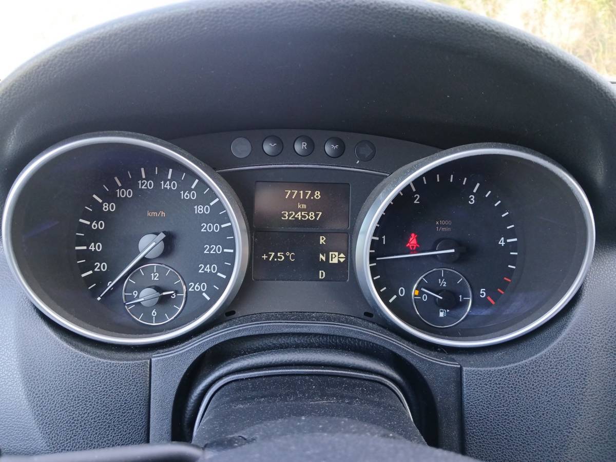 Mercedes-Benz M-Klasse Mercedes-Benz M-klasse 280 CDI |NETTE DEALER ONDERHOUDEN AUTO|