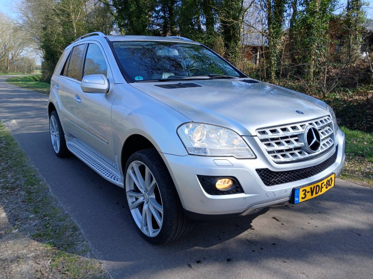 Mercedes-Benz M-Klasse Mercedes-Benz M-klasse 280 CDI |NETTE DEALER ONDERHOUDEN AUTO|