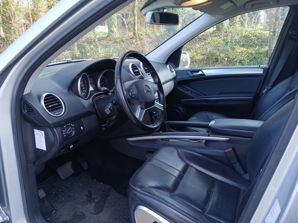 Mercedes-Benz M-Klasse Mercedes-Benz M-klasse 280 CDI |NETTE DEALER ONDERHOUDEN AUTO|