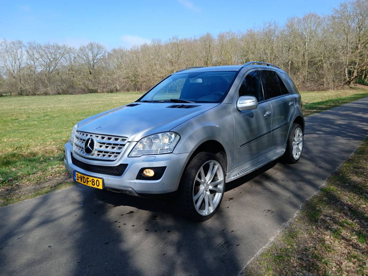 Mercedes-Benz M-Klasse Mercedes-Benz M-klasse 280 CDI |NETTE DEALER ONDERHOUDEN AUTO|