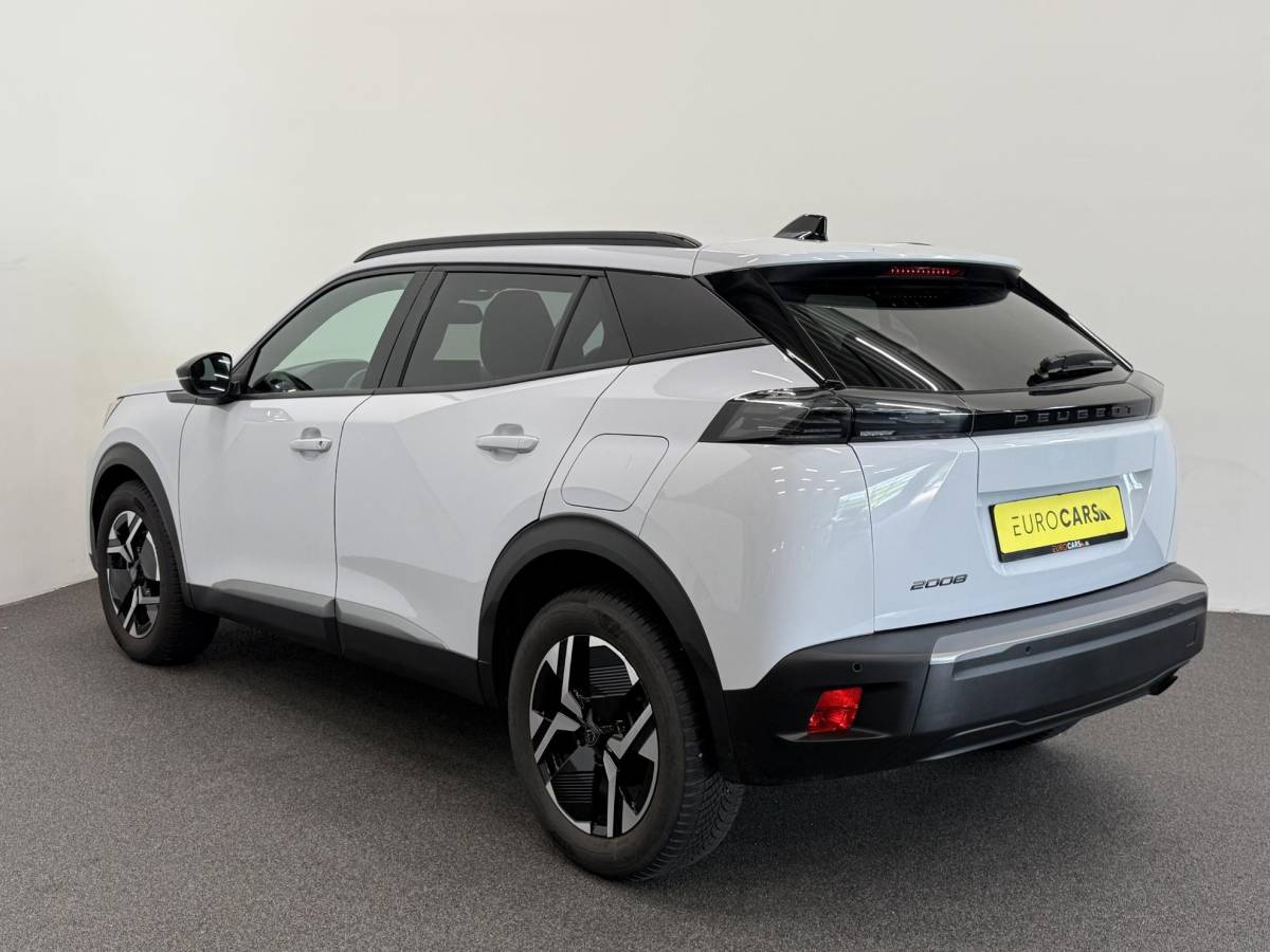 Peugeot 2008 Peugeot 2008 1.2 PureTech 100 Allure Navigatie Apple Carplay/Android Auto Parkeersensoren Cruise Control Full LED Virtual Cockpit Climate Control Lichtmetalen velgen