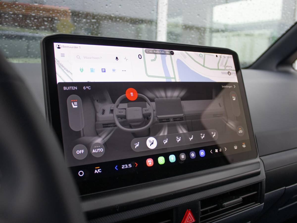 Kia PV5 Kia PV5 L2H1 Plus 51.5 kWh | Actieprijs* | VOORRAADACTIE | SNEL LEVERBAAR | Navi. | PDC | Camera | Clima. | Adapt. Cruise. | Stoel/stuurverwarming |