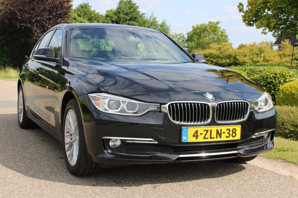 BMW 3 Serie Bmw 3-serie 316I 136pk Executive automaat ECC/cruise/navi/PDC
