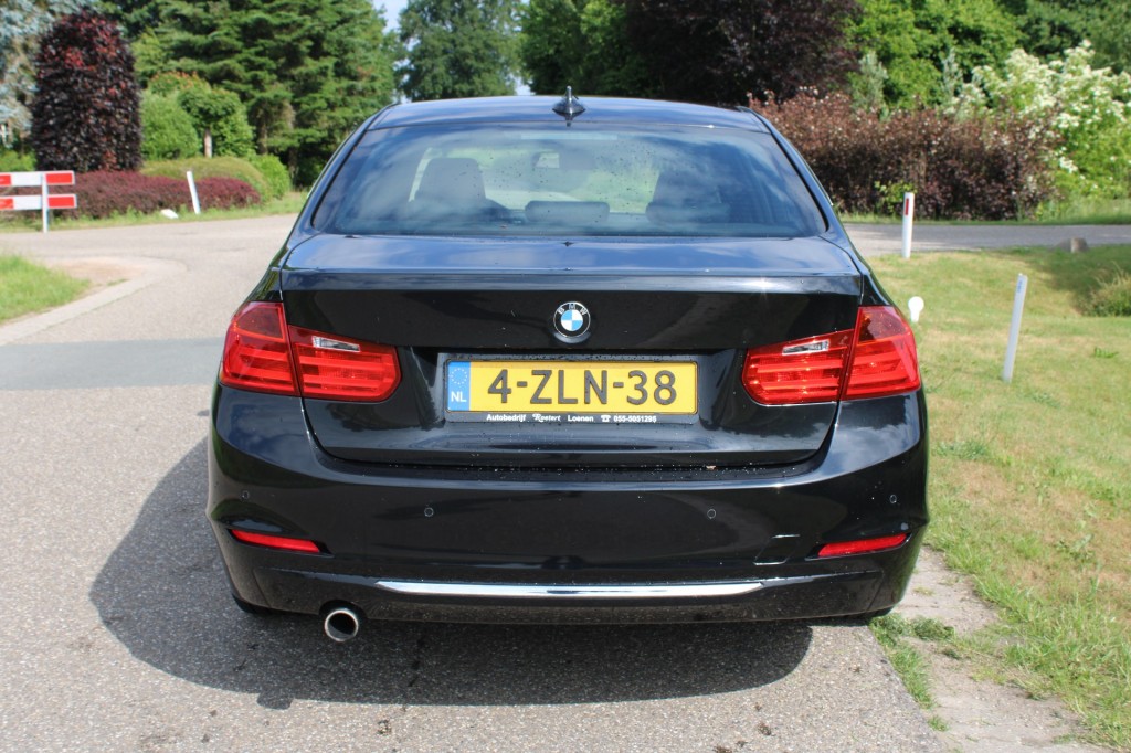 BMW 3 Serie Bmw 3-serie 316I 136pk Executive automaat ECC/cruise/navi/PDC