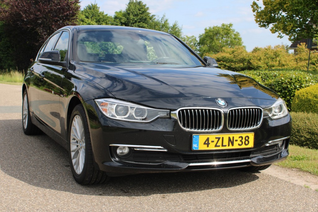 BMW 3 Serie Bmw 3-serie 316I 136pk Executive automaat ECC/cruise/navi/PDC