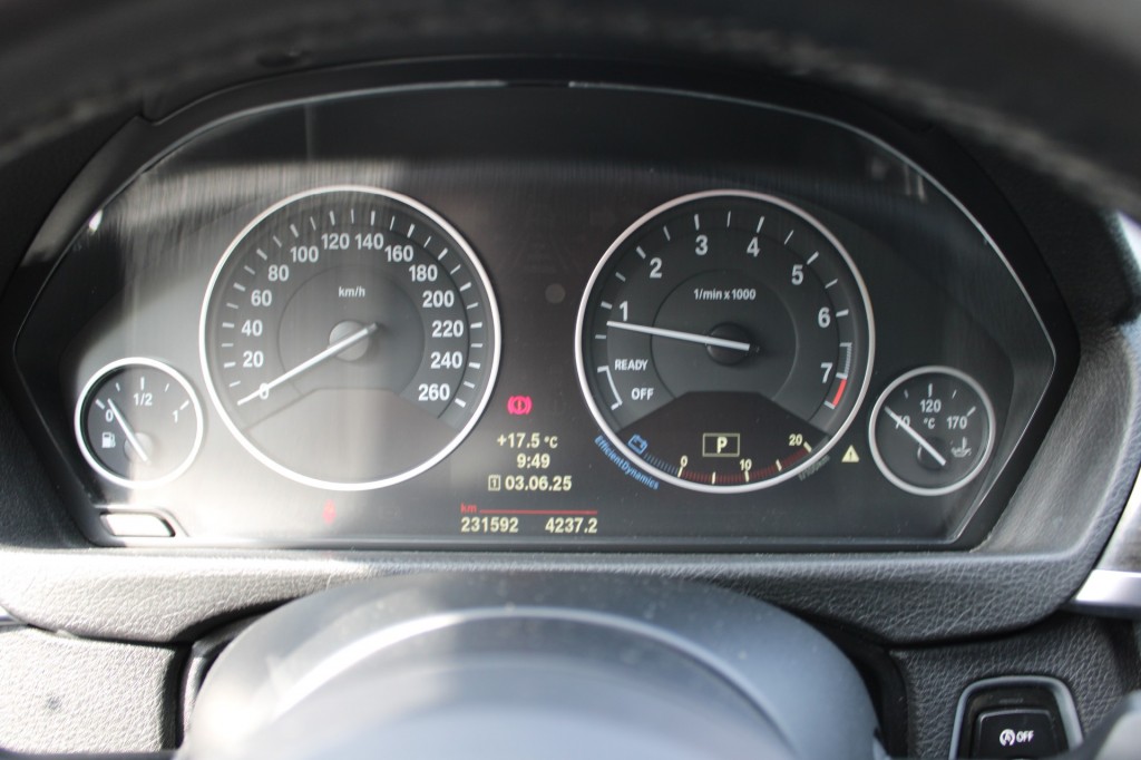 BMW 3 Serie Bmw 3-serie 316I 136pk Executive automaat ECC/cruise/navi/PDC