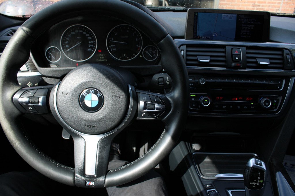 BMW 3 Serie Bmw 3-serie 316I 136pk Executive automaat ECC/cruise/navi/PDC
