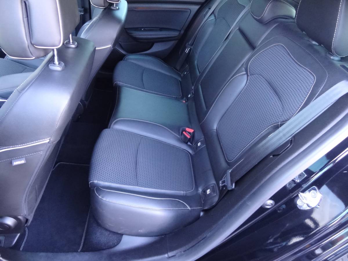 Renault Mégane Estate Renault Mégane Estate 1.2 TCe Bose | NL-AUTO | TREKHAAK | CRUISE | NAVI | LMV |