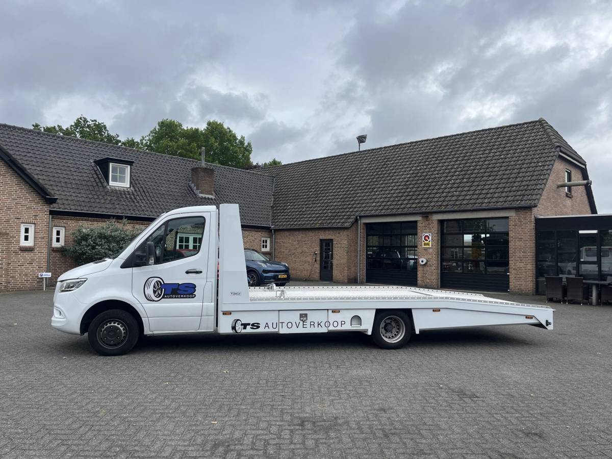 Mercedes-Benz Sprinter Mercedes-Benz Sprinter 1.9 CDI oprijwagen extra lang + Dubbel lucht !!