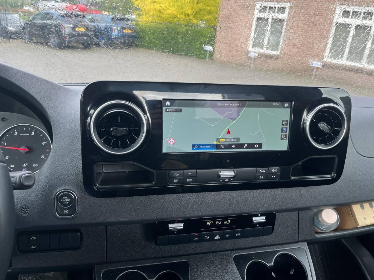 Mercedes-Benz Sprinter Mercedes-Benz Sprinter 1.9 CDI oprijwagen extra lang + Dubbel lucht !!