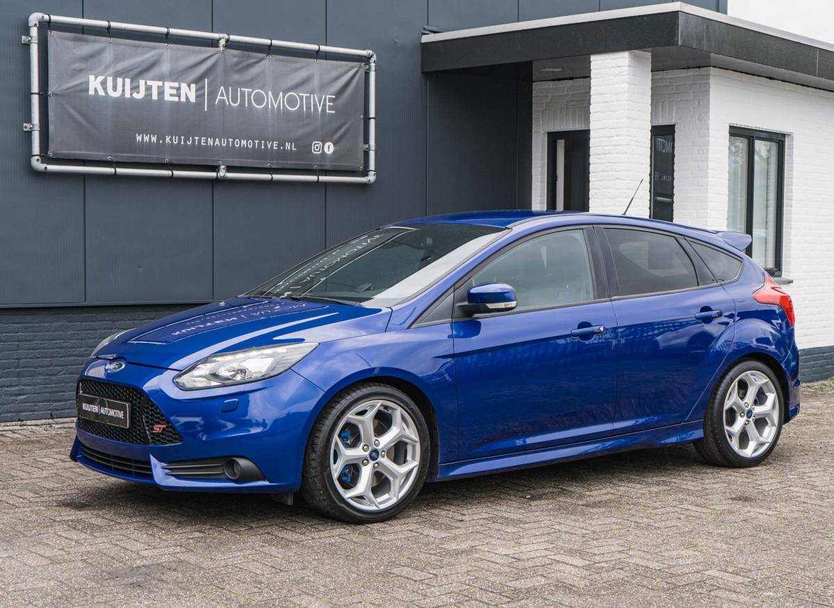 Ford Focus Ford Focus 2.0 EcoBoost ST-3 / Deep impact Blue / Topstaat !