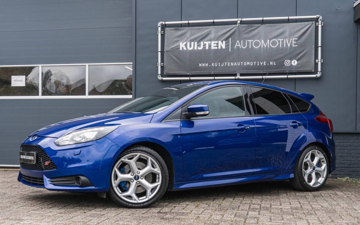 Ford Focus Ford Focus 2.0 EcoBoost ST-3 / Deep impact Blue / Topstaat !