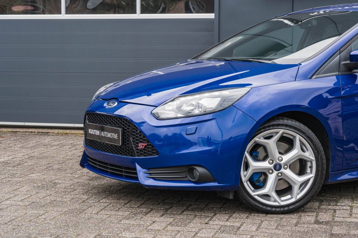 Ford Focus Ford Focus 2.0 EcoBoost ST-3 / Deep impact Blue / Topstaat !