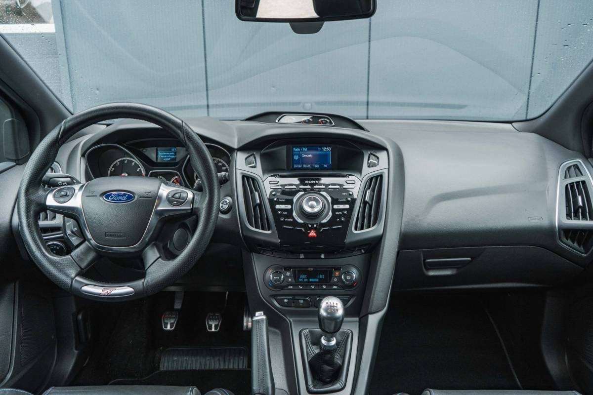 Ford Focus Ford Focus 2.0 EcoBoost ST-3 / Deep impact Blue / Topstaat !