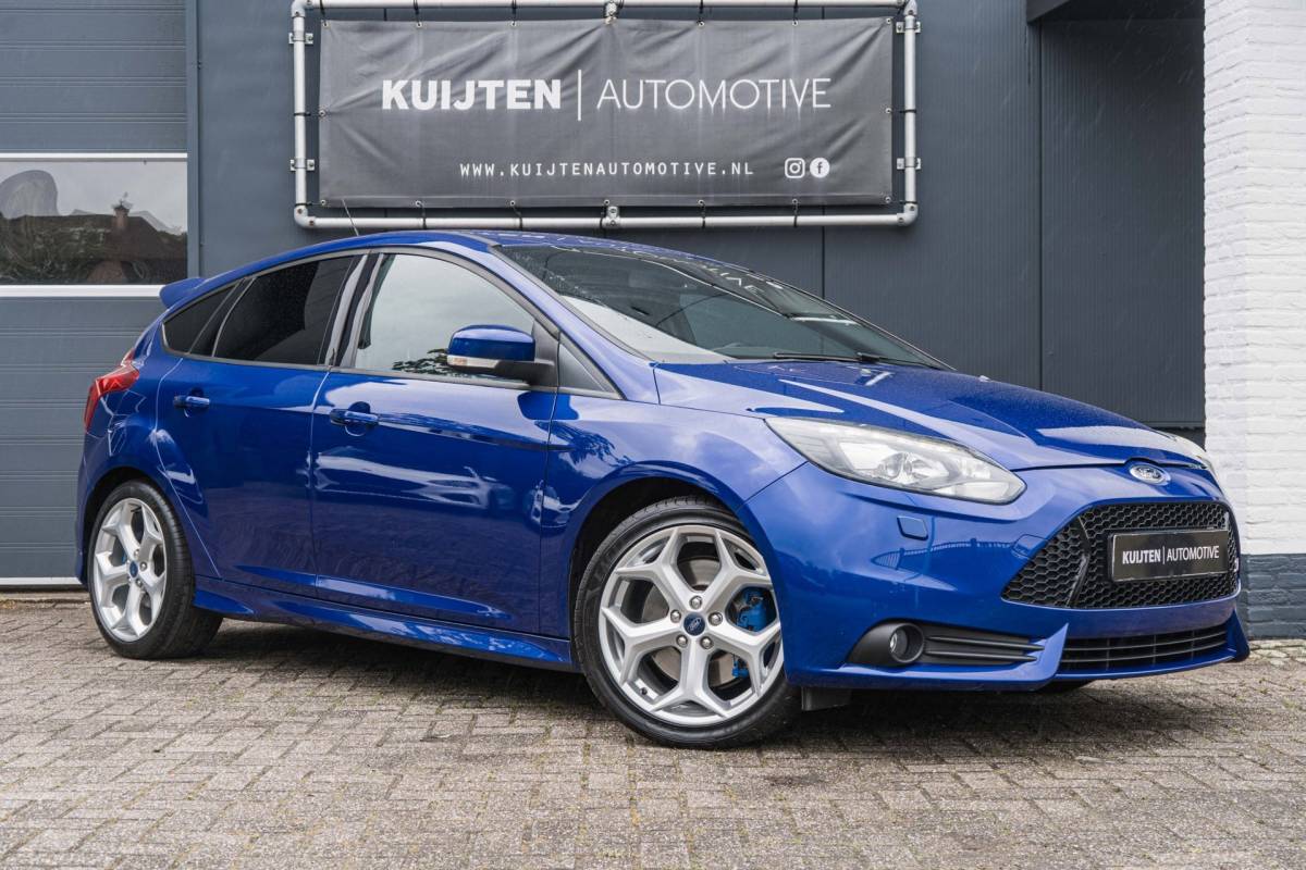 Ford Focus Ford Focus 2.0 EcoBoost ST-3 / Deep impact Blue / Topstaat !