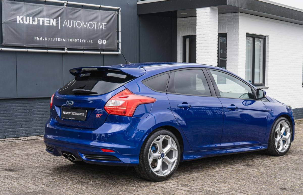 Ford Focus Ford Focus 2.0 EcoBoost ST-3 / Deep impact Blue / Topstaat !