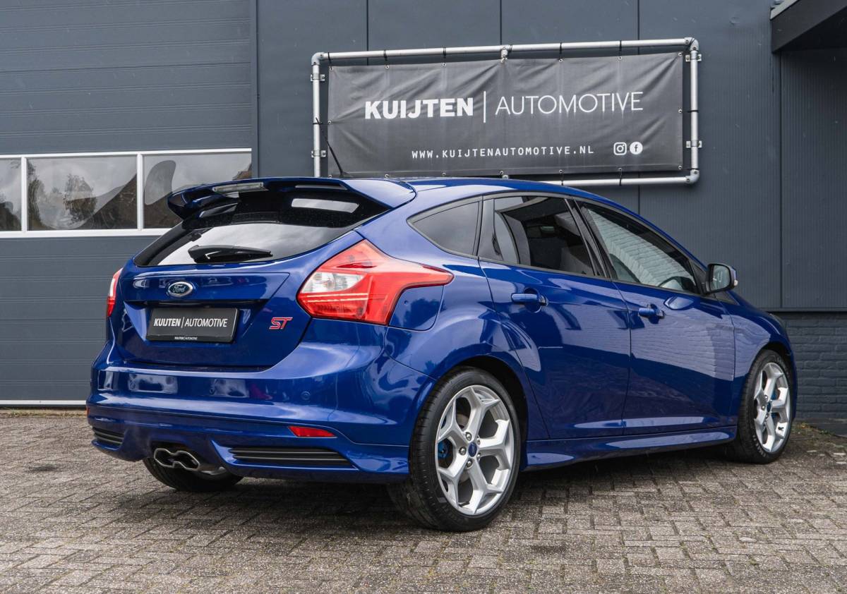 Ford Focus Ford Focus 2.0 EcoBoost ST-3 / Deep impact Blue / Topstaat !