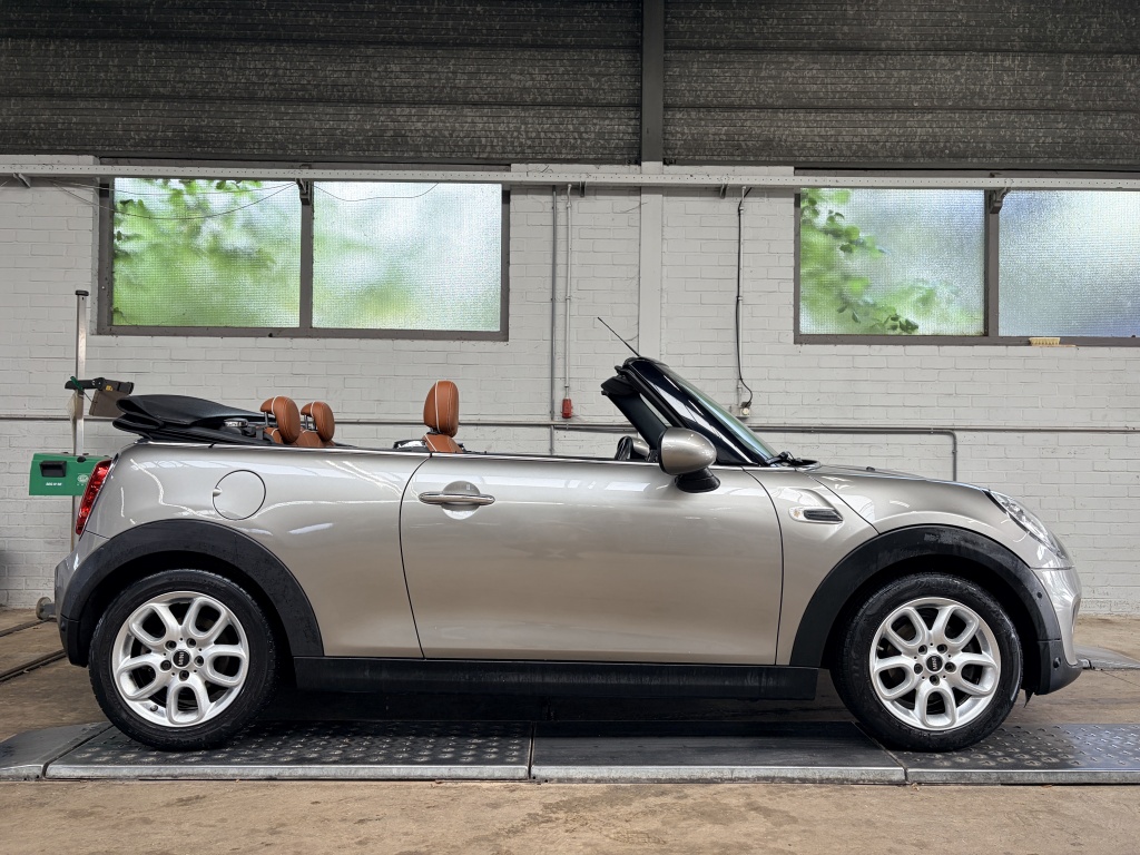 MINI Cooper Cabrio Mini Cabrio Cooper Chili Leder Cruise Clima Navi Pdc