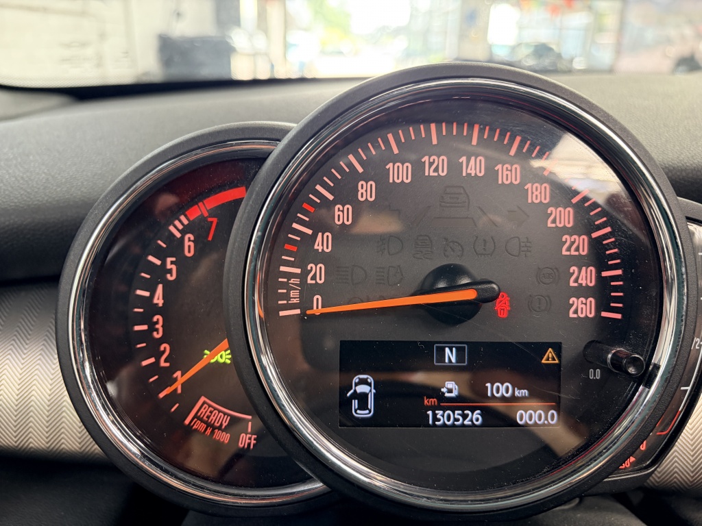 MINI Cooper Cabrio Mini Cabrio Cooper Chili Leder Cruise Clima Navi Pdc