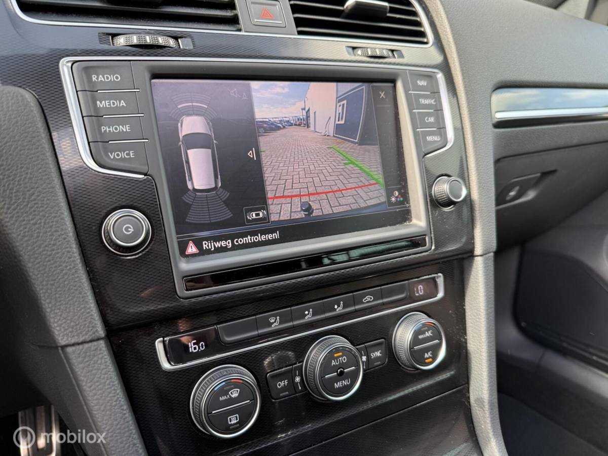 Volkswagen Golf Volkswagen Golf 1.4 TSI GTE Pano.dak/LED/Carplay/Trekhaak