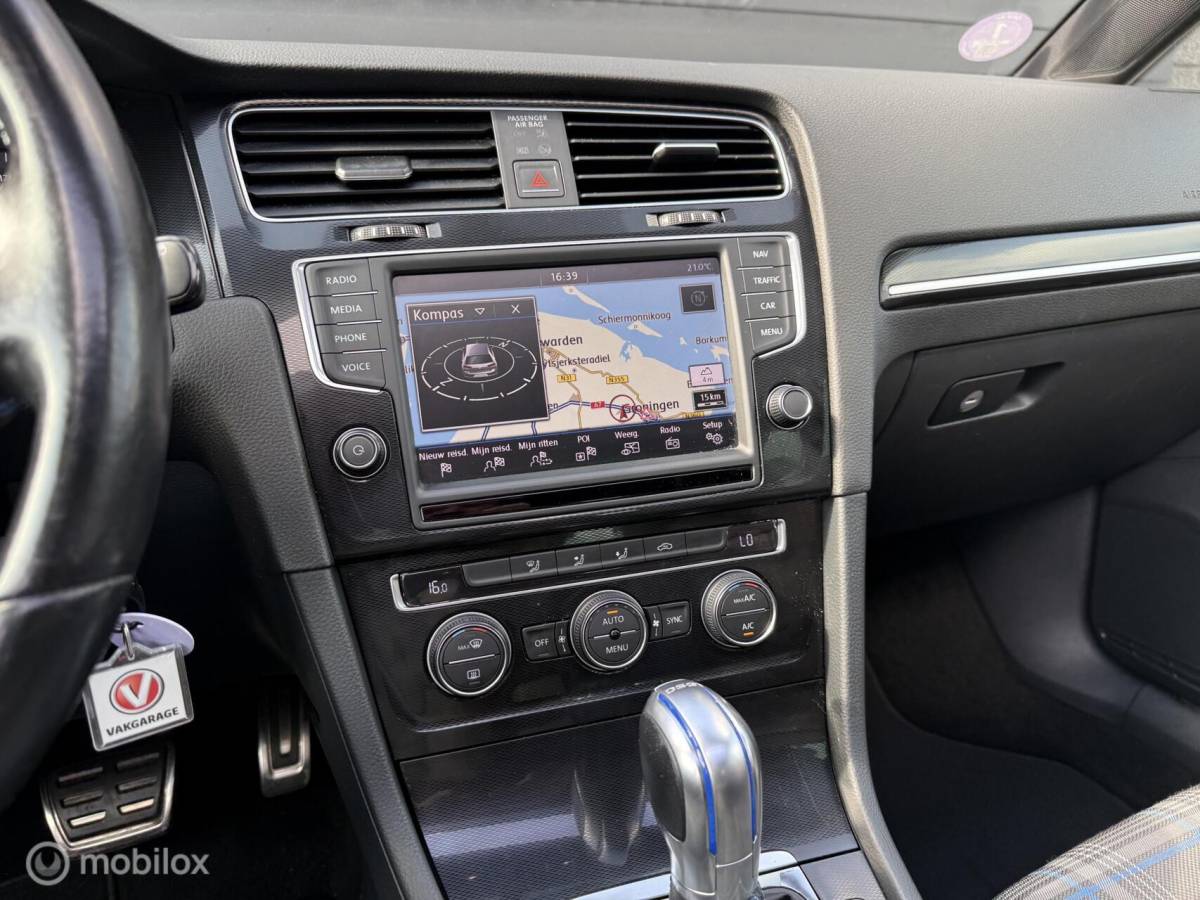 Volkswagen Golf Volkswagen Golf 1.4 TSI GTE Pano.dak/LED/Carplay/Trekhaak