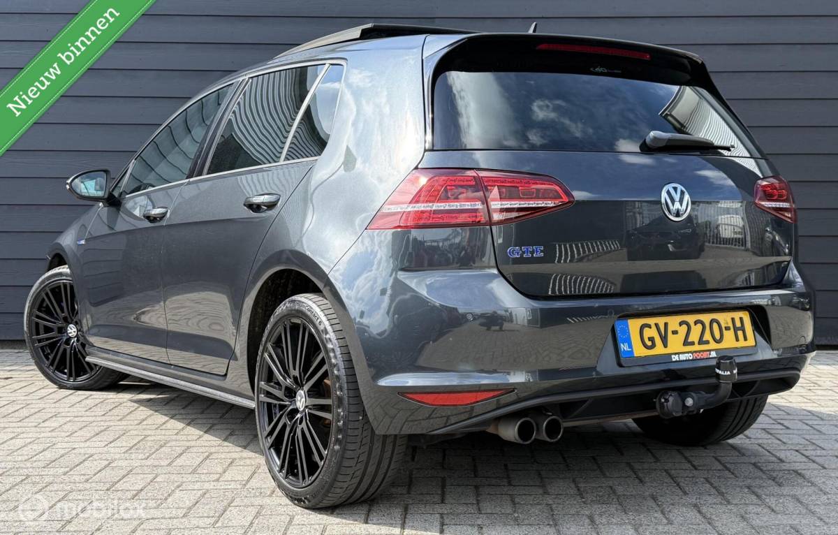 Volkswagen Golf Volkswagen Golf 1.4 TSI GTE Pano.dak/LED/Carplay/Trekhaak