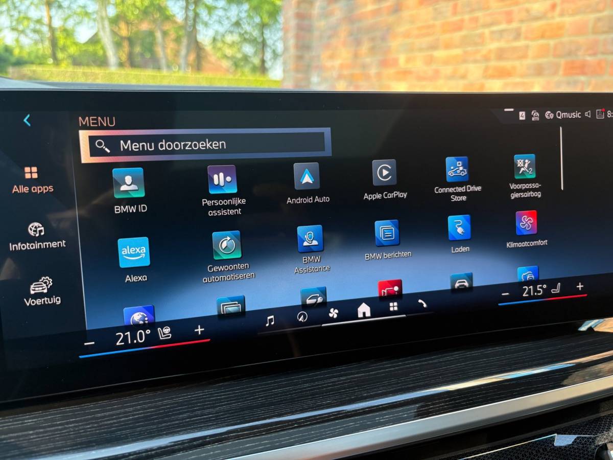BMW X5 BMW X5 XDrive 50e M-sport|Sky Lounge|Harman Kardon|Driving assistant