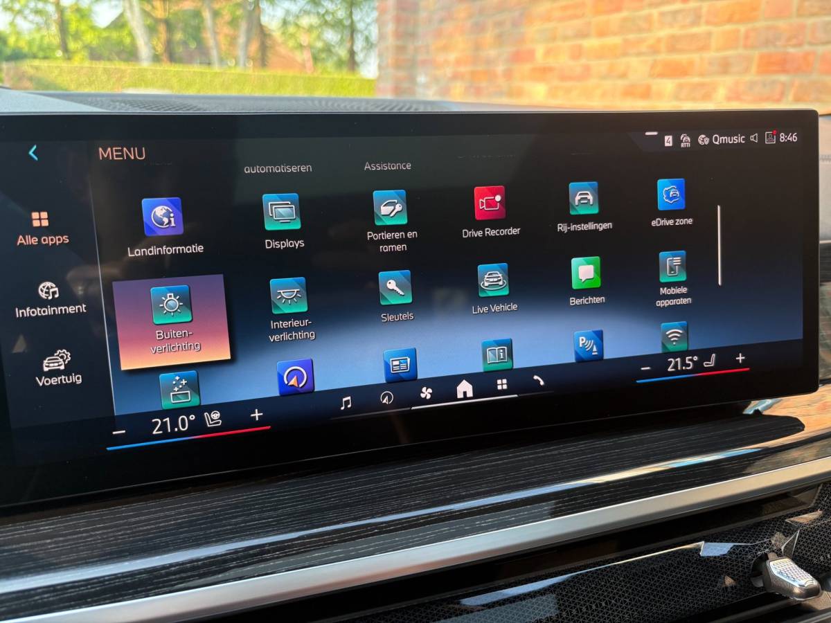 BMW X5 BMW X5 XDrive 50e M-sport|Sky Lounge|Harman Kardon|Driving assistant