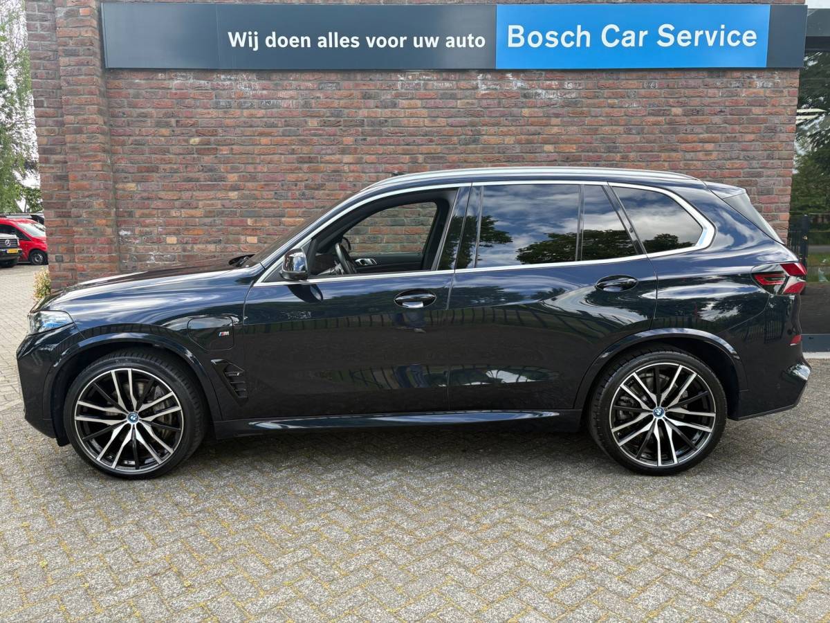 BMW X5 BMW X5 XDrive 50e M-sport|Sky Lounge|Harman Kardon|Driving assistant