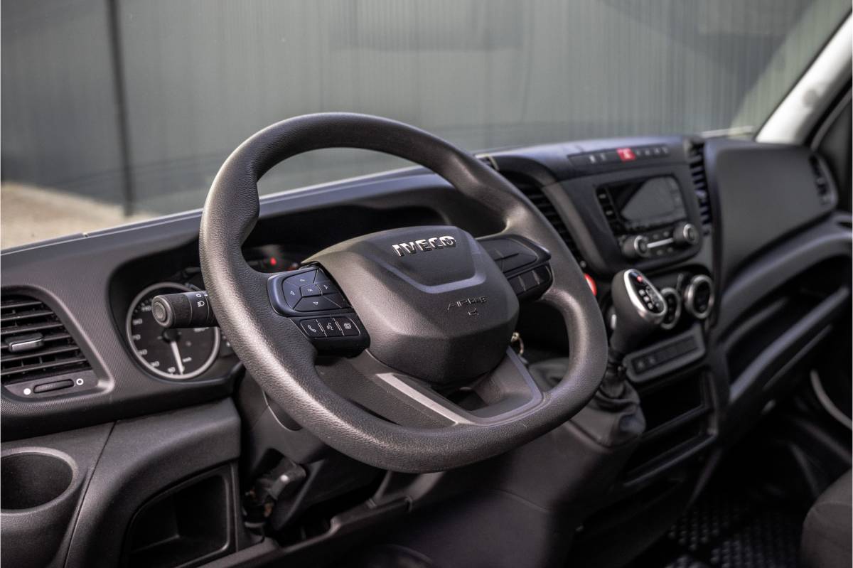 Iveco Daily Iveco Daily **35S16 | 160 PK |  L2H2 | Automaat | 3-Zits | Climate | Airco**