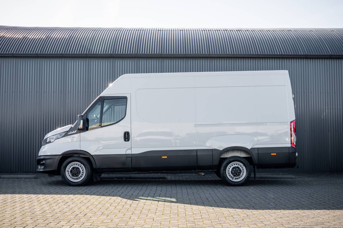 Iveco Daily Iveco Daily **35S16 | 160 PK |  L2H2 | Automaat | 3-Zits | Climate | Airco**