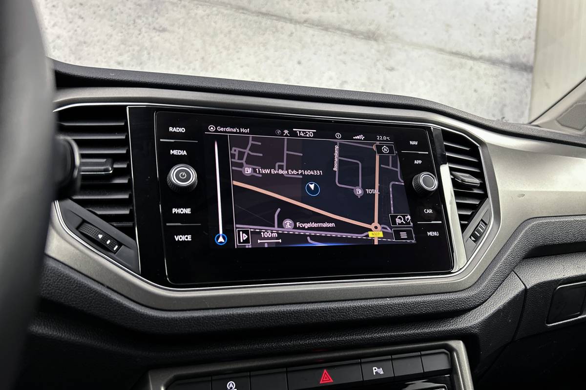 Volkswagen T-Roc Volkswagen T-Roc 1.0 TSI Style Business | Camera | Adaptive Cruise | Privacy Glass | Lichtmetalen velgen