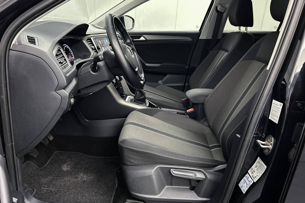 Volkswagen T-Roc Volkswagen T-Roc 1.0 TSI Style Business | Camera | Adaptive Cruise | Privacy Glass | Lichtmetalen velgen