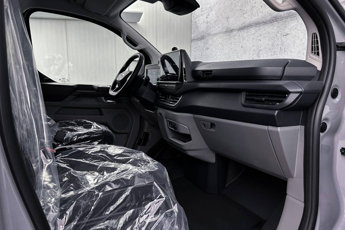 Ford  Ford E-Custom L2 Limited | 2x schuifdeur | Stoelverwarming | Adaptieve cruise control