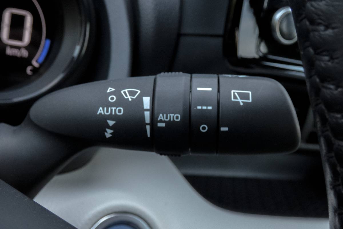 Toyota Yaris Toyota Yaris 1.5 Hybrid 115 First Edition | JBL | Head Up | ACC | Leder |