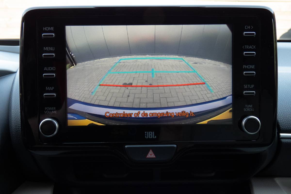 Toyota Yaris Toyota Yaris 1.5 Hybrid 115 First Edition | JBL | Head Up | ACC | Leder |