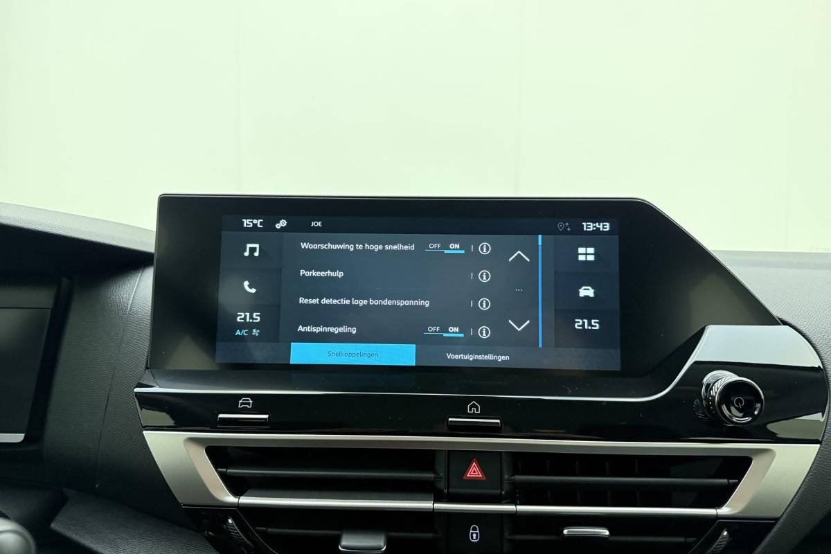 Citroën ë-C4 Citroen Ë-C4 You 136pk Standard range 50 kWh | Climate Control | Cruise Control | Apple Carplay/Android Auto | Metallic lak
